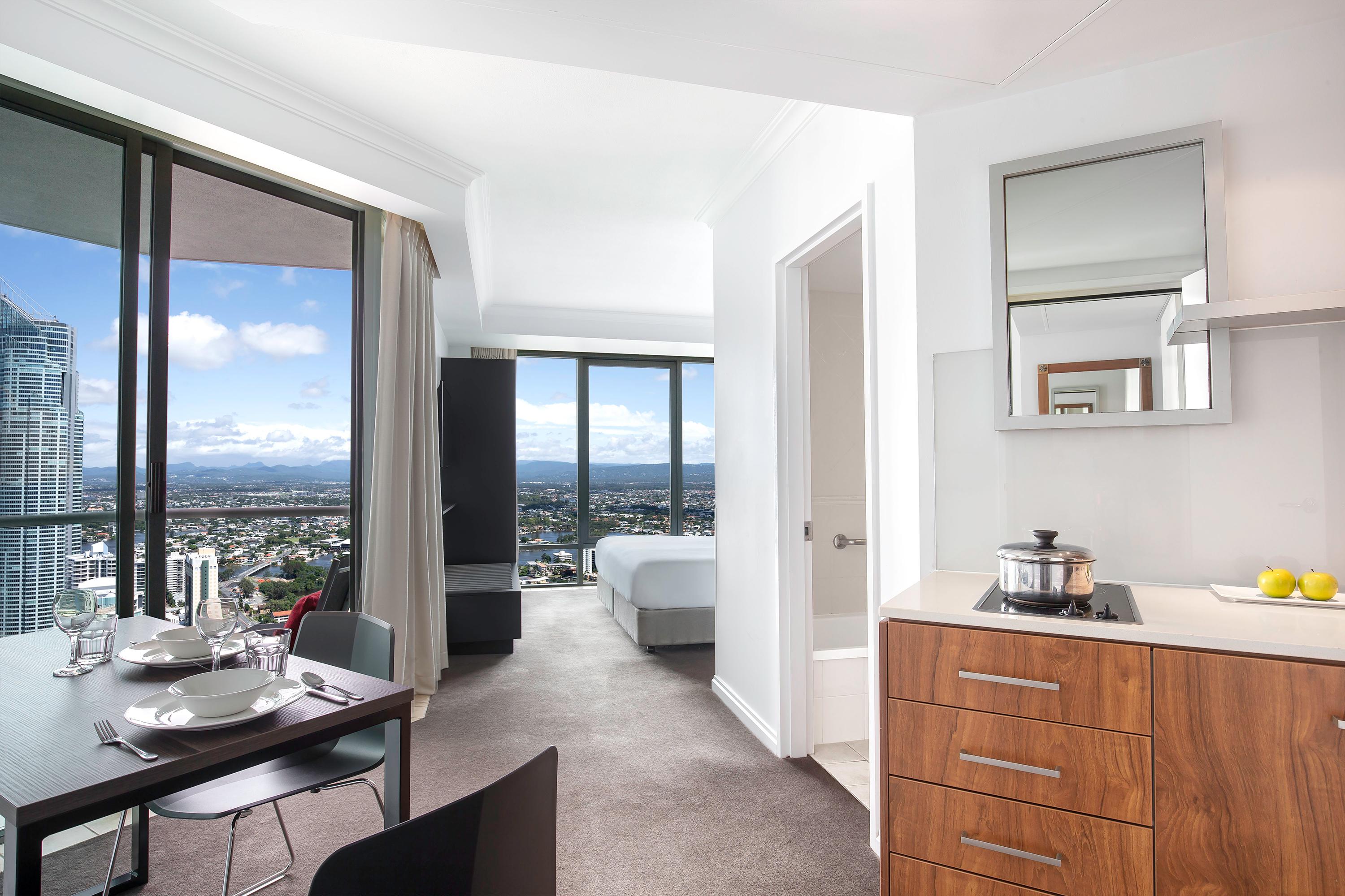 Mantra Legends Hotel Гоулд Коуст Екстериор снимка